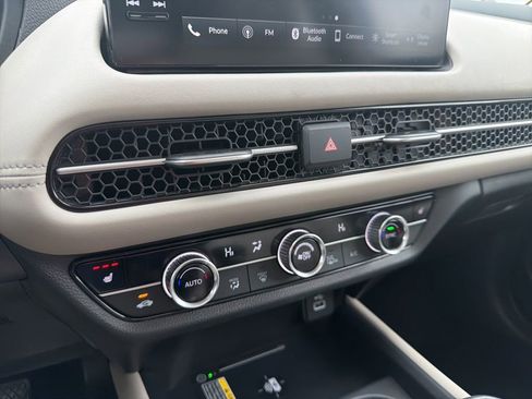 Certified 2023 Honda HR-V EX-L image 34