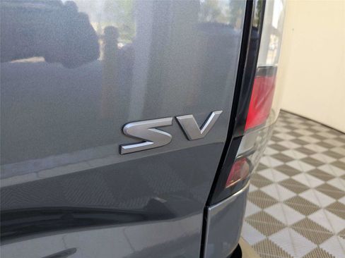 Used 2022 Nissan Frontier SV w/ SV Premium Package image 8