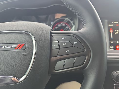 Used 2023 Dodge Charger SXT image 20