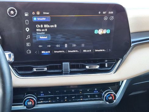 Used 2025 Chevrolet Equinox ACTIV w/ Convenience Package III AWD/4WD image 15