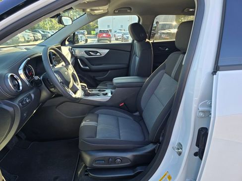 New 2026 Chevrolet Blazer LT image 9