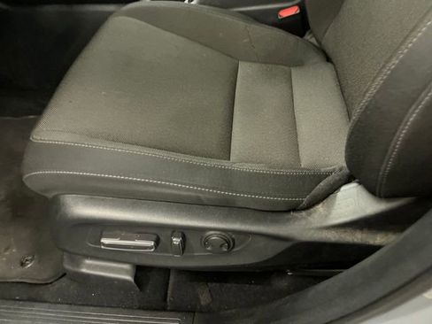 Used 2024 Honda CR-V EX image 11