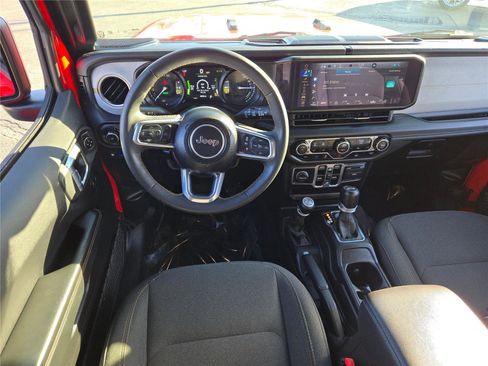 Used 2024 Jeep Wrangler Sahara w/ Technology Group image 22