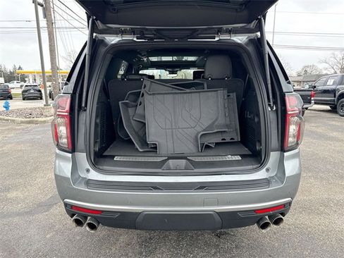 Used 2024 Chevrolet Tahoe High Country w/ Advanced Technology Package image 25