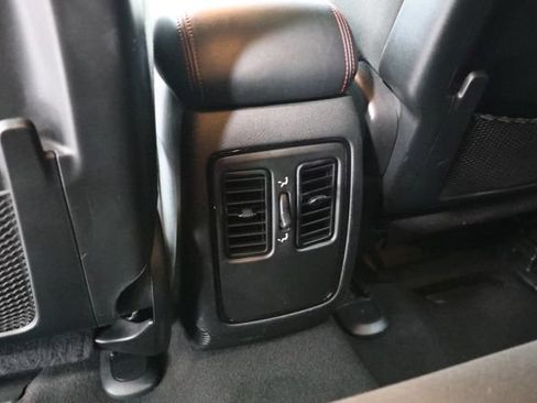 Used 2024 Dodge Durango GT AWD/4WD image 30