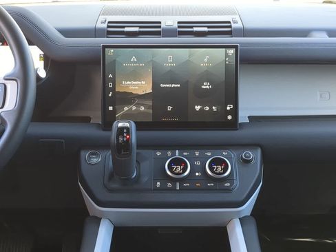 Certified 2025 Land Rover Defender 110 S AWD/4WD image 29
