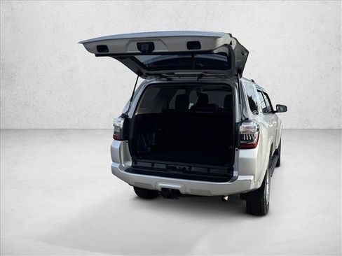 Certified 2023 Toyota 4Runner SR5 Premium AWD/4WD image 7