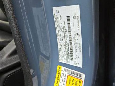 New 2025 Ford Bronco Badlands image 19