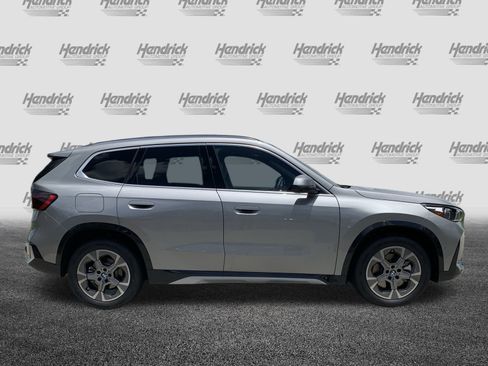 Used 2025 BMW X1 xDrive28i w/ Premium Package image 10