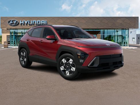 Used 2025 Hyundai Kona SEL FWD image 6