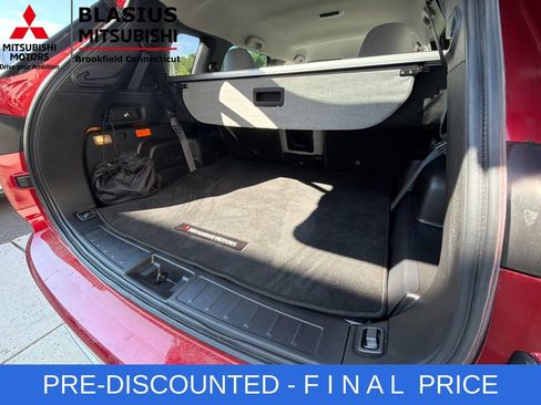 Used 2023 Mitsubishi Outlander SEL AWD/4WD image 48