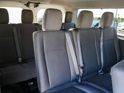 Used 2016 Nissan NV 3500 SV w/ SV Technology Package image 18