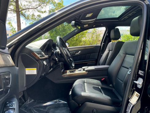 Used 2010 Mercedes-Benz E 350 4MATIC Sedan image 13