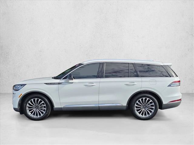 Used 2020 Lincoln Aviator Reserve w/ Class IV Trailer Tow Package RWD image 9