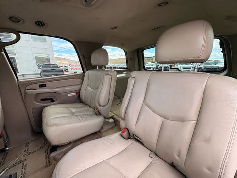 Used 2003 GMC Yukon SLT w/ 1SD Preferred Equipment Group image 12