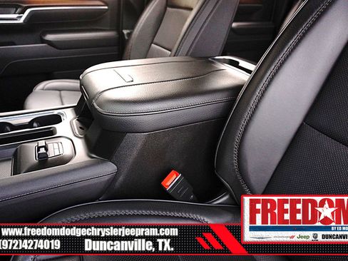 Used 2025 GMC Sierra 2500 Denali w/ Denali Reserve Package image 35