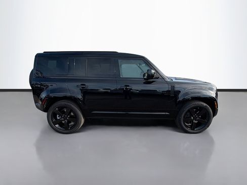 New 2026 Land Rover Defender 110 X-Dynamic SE image 6