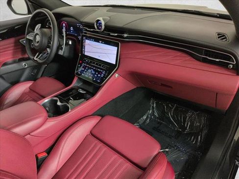 Used 2023 Maserati Grecale Modena image 22