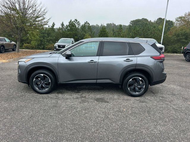 Certified 2025 Nissan Rogue SV AWD/4WD image 7