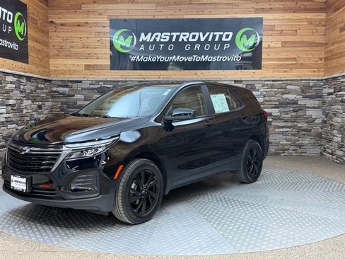 Used 2024 Chevrolet Equinox LS w/ Midnight Edition AWD/4WD image 3