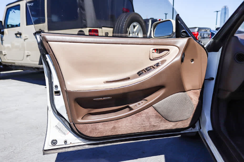 Used 1995 Lexus ES 330 w/ Leather Trim Pkg FWD image 20