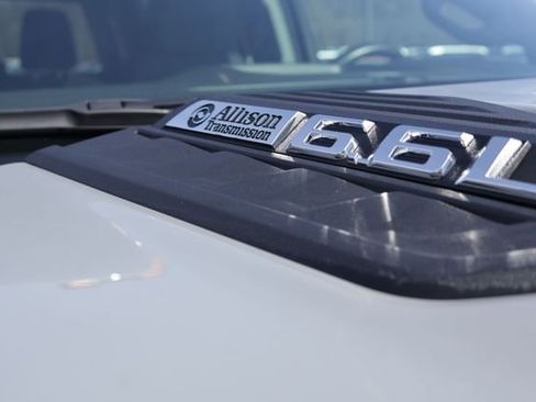 Used 2025 Chevrolet Silverado 2500 Custom w/ Custom Value Package image 12