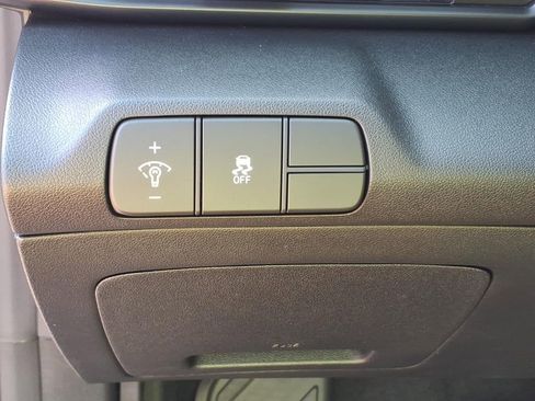 New 2026 Hyundai Elantra SEL Sport Premium FWD image 17