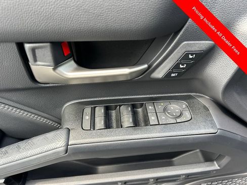 Used 2026 Toyota 4Runner Limited AWD/4WD image 4