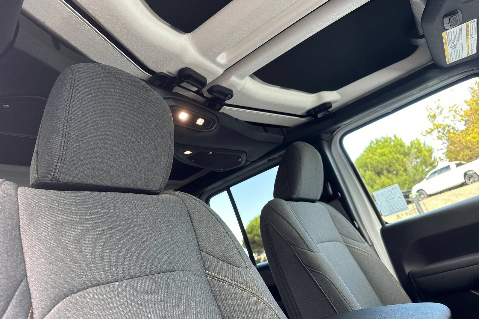 New 2026 Jeep Wrangler Unlimited Sport AWD/4WD image 17