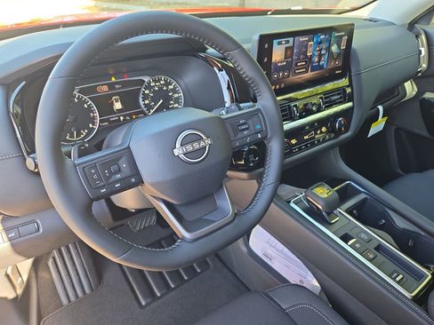 New 2026 Nissan Pathfinder SV w/ Cargo Package image 16