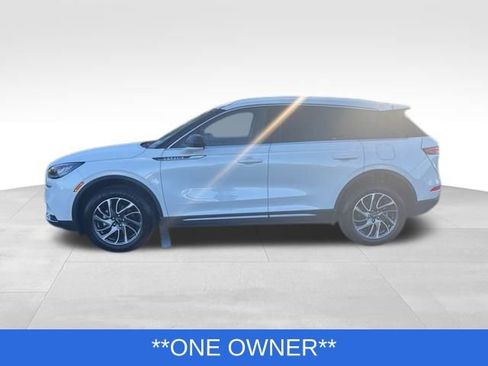 Used 2021 Lincoln Corsair Standard w/ Equipment Group 101A image 2