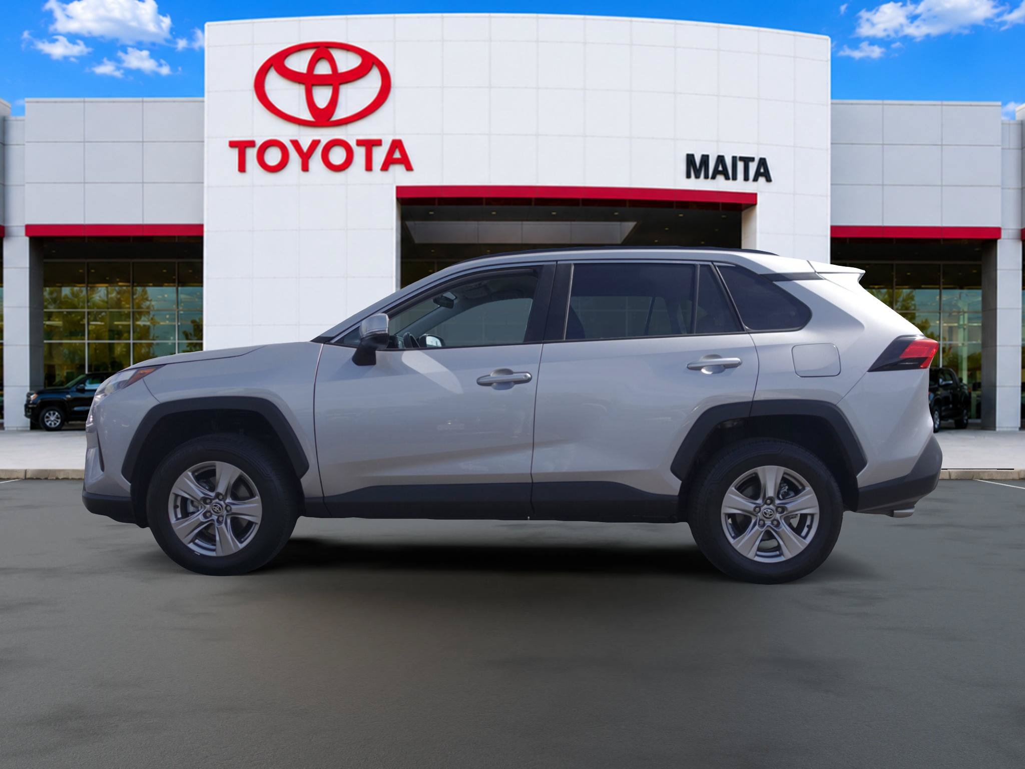 Certified 2022 Toyota RAV4 XLE w/ XLE Grade Weather Package AWD/4WD image 6