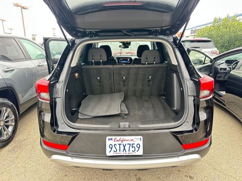 Used 2025 Chevrolet TrailBlazer LT image 31