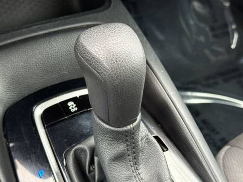 Used 2024 Toyota Corolla LE FWD image 33