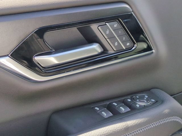 New 2026 GMC Yukon Denali AWD/4WD image 24