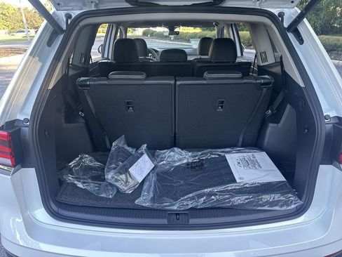 New 2026 Volkswagen Atlas SEL image 25