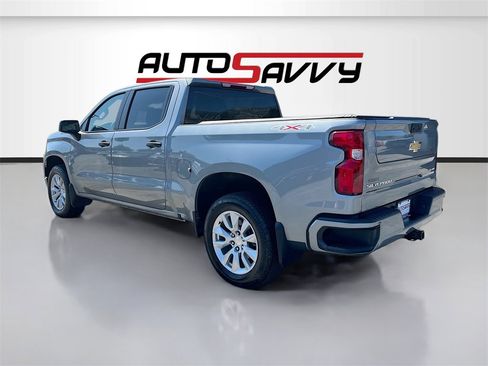 Used 2023 Chevrolet Silverado 1500 Custom image 5