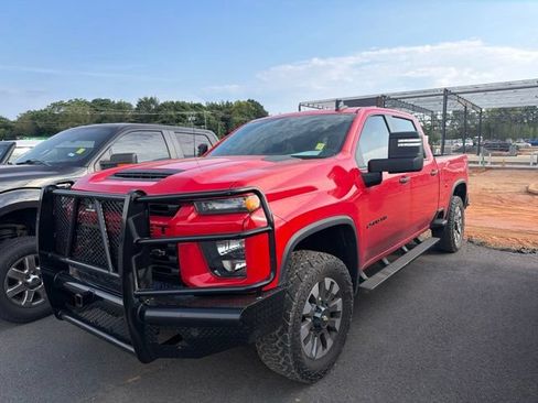 Used 2022 Chevrolet Silverado 2500 Custom w/ Custom Value Package AWD/4WD image 1