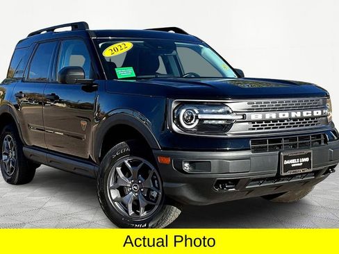 Used 2022 Ford Bronco Sport Badlands image 11