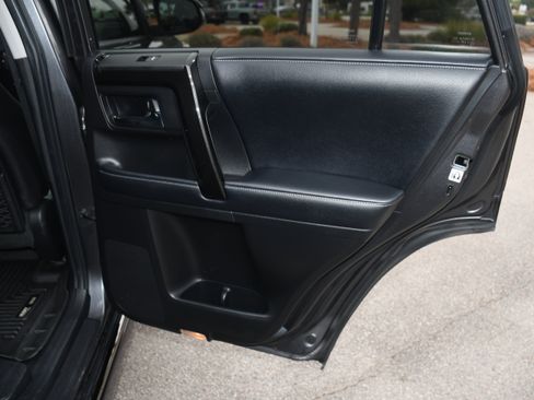 Used 2019 Toyota 4Runner Limited image 20