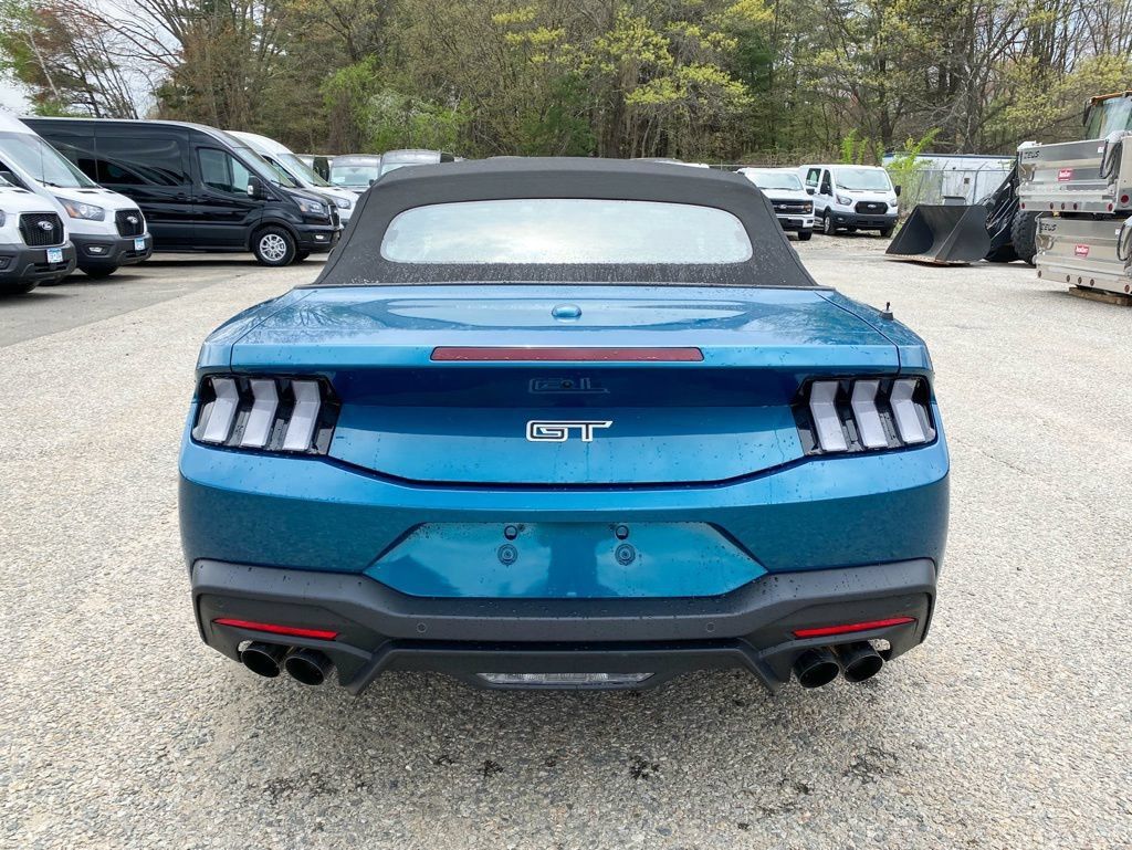 New 2026 Ford Mustang GT Premium w/ GT Performance Package RWD image 5