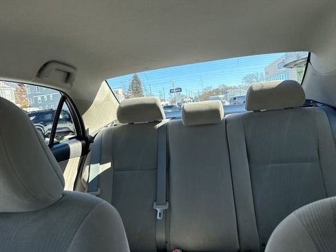 Used 2013 Toyota Corolla LE image 23