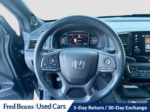 Used 2022 Honda Passport TrailSport image 11