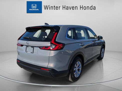 Used 2024 Honda CR-V LX image 8
