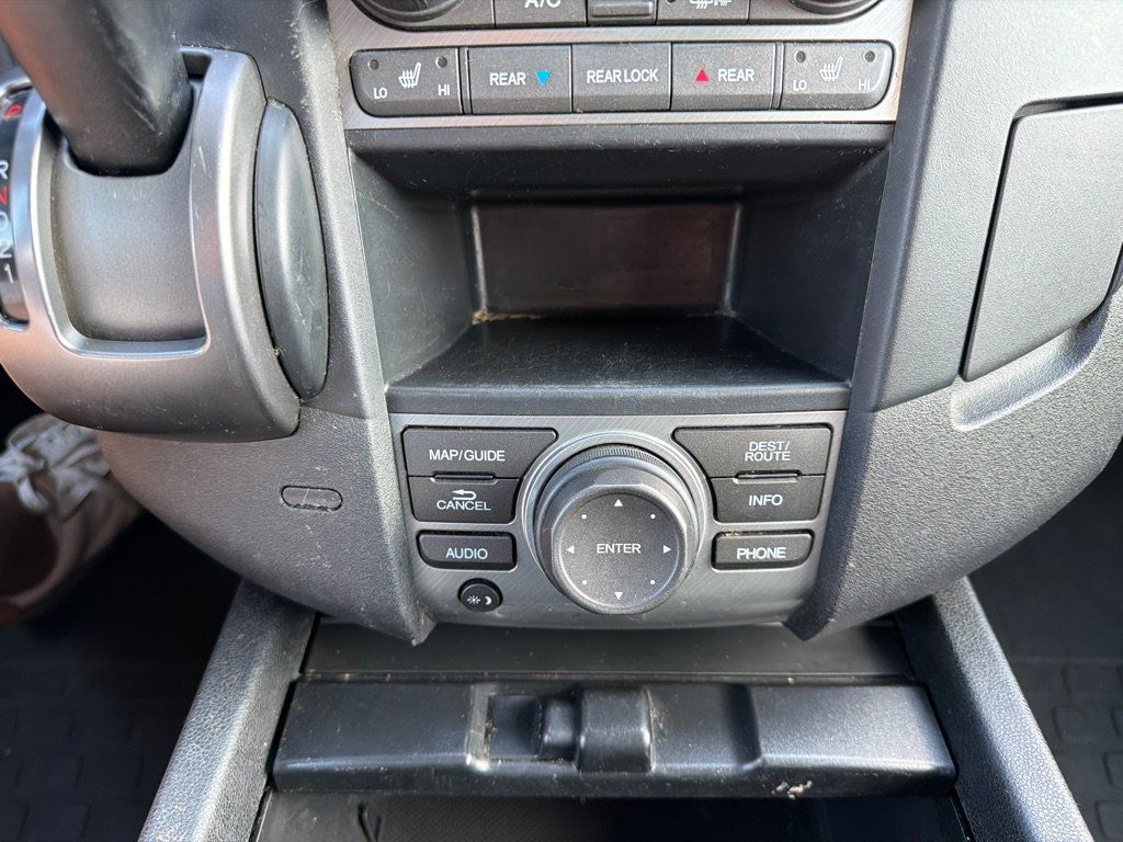 Used 2015 Honda Pilot Touring image 24