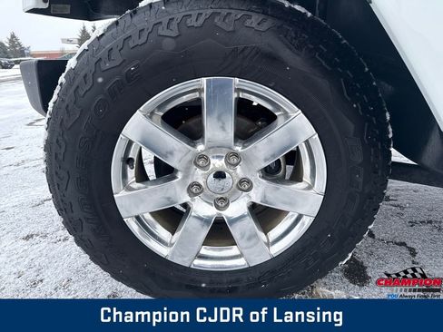 Used 2016 Jeep Wrangler Unlimited Sahara w/ Max Tow Package image 29