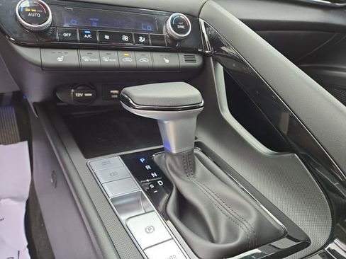 Certified 2023 Hyundai Elantra SEL w/ Convenience Package FWD image 16