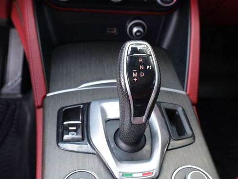 Used 2021 Alfa Romeo Stelvio Ti w/ Nero Edizione image 13