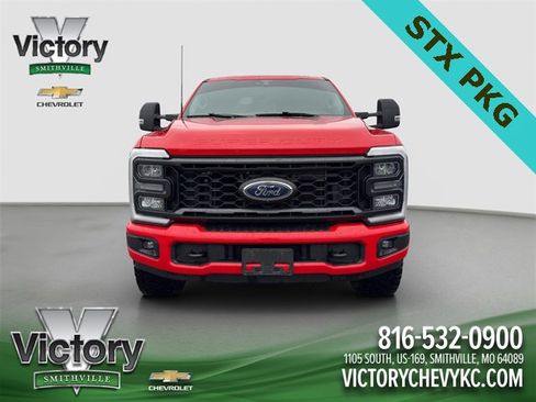 Used 2024 Ford F250 XL w/ STX Appearance Package image 2