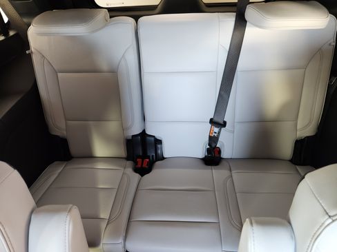 Used 2025 Chevrolet Tahoe Premier image 15